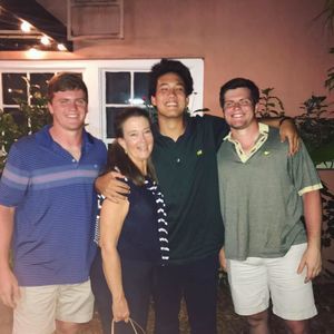 Meet your Posher, Shayson